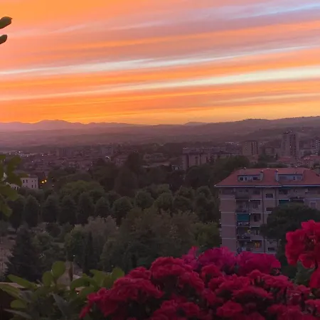 Oda ve Kahvaltı San Valentino 3*